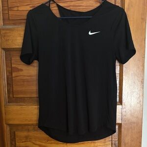 Nike Women's Black Short Sleeve Tee